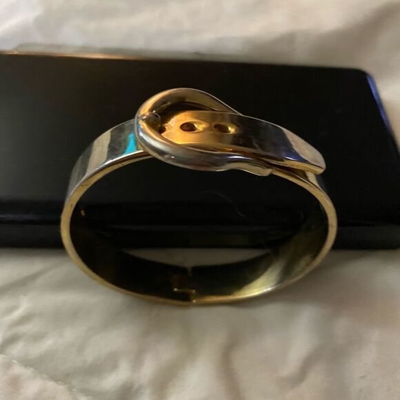 Vintage Gold Tone Stainless Steel Buckle Me Bracelet - Picture 4 of 8